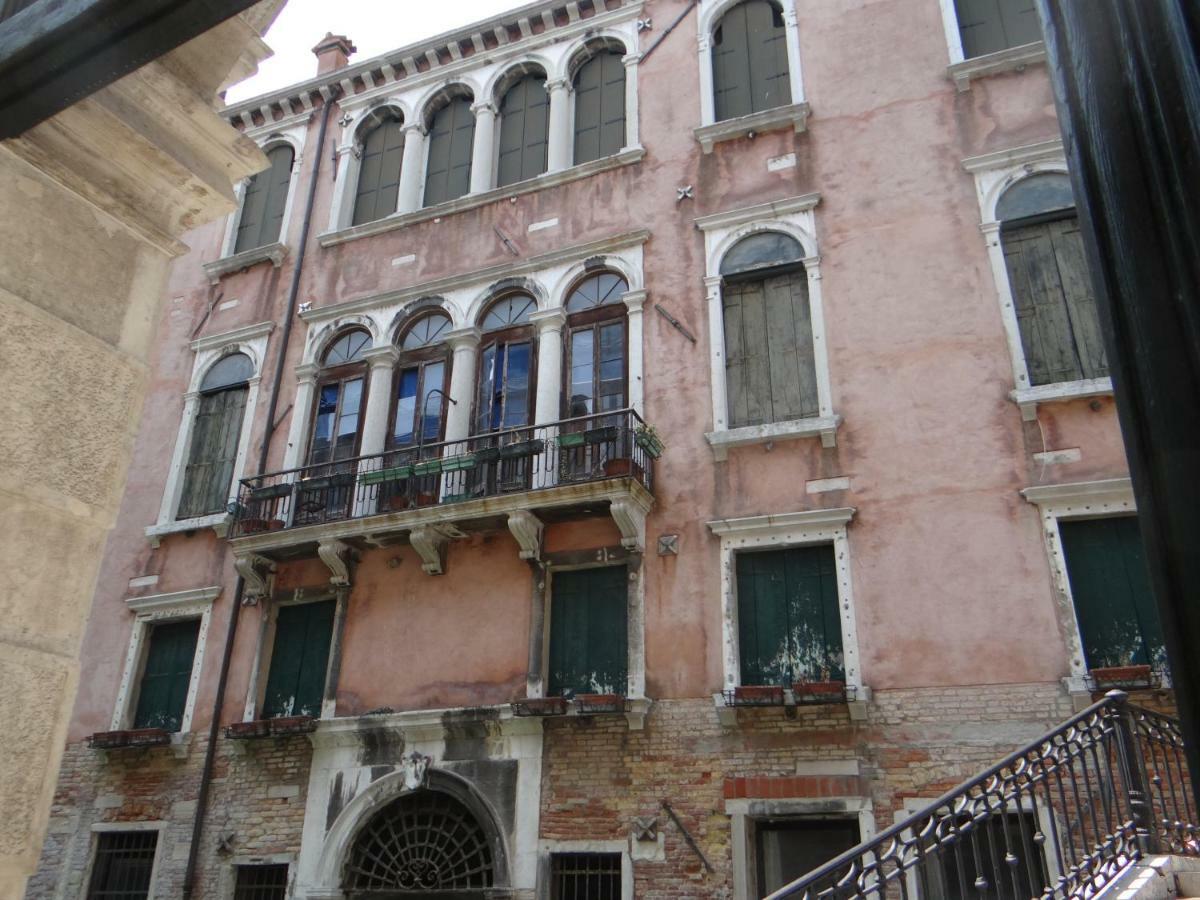 Апартаменты Palazzo Boldu - Ca' Colombina Венеция Экстерьер фото